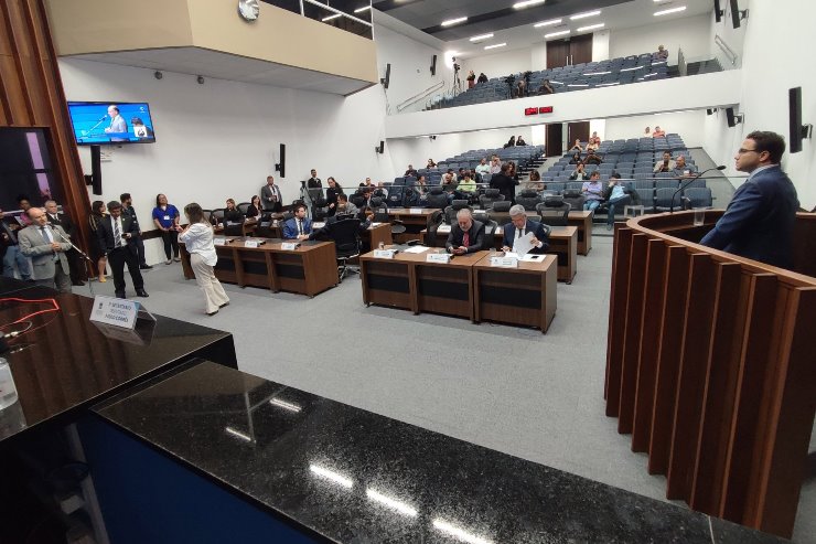 Imagem: Sessão ordinária é realizada no plenário da Assembleia Legislativa a partir das 9h 