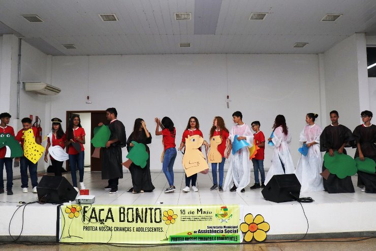 Imagem: Peça teatral feita por adolescentes do município de Vera, em Mato Grosso, foi baseada em livro infantil produzido pela Comunicação da ALEMS