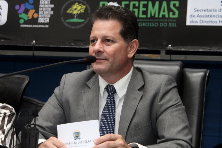 Imagem: O deputado Renato Câmara é o propositor da criação da Frente Parlamentar de Avicultura e tomara posse como coordenador