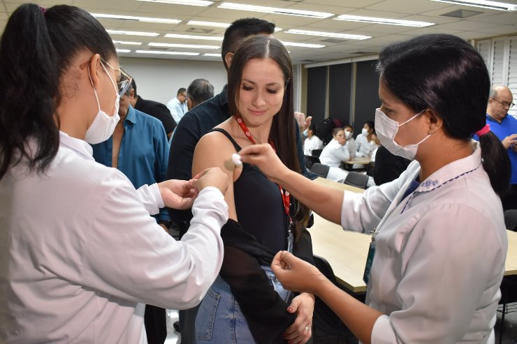 Imagem: Campanha de vacinação destinada aos servidores acontece hoje na Assembleia Legislativa