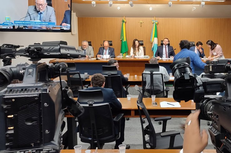Imagem: Na reunião semanal da CCJR, a presidente Mara Caseiro apresentou o balanço semestral  