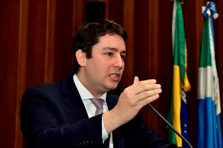 Imagem: Emenda foi apresentada pelo deputado João Henrique, que subiu à tribuna defender prestação de contas à ALEMS