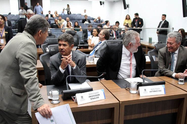 Imagem: No Plenário Júlio Maia, os deputados debatem as propostas que são enviadas pelo Executivo