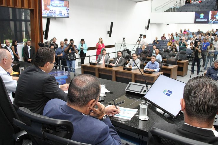 Imagem: Audiência pública realizada na ALEMS discutiu a situação atual do Morenão e o futuro da estádio