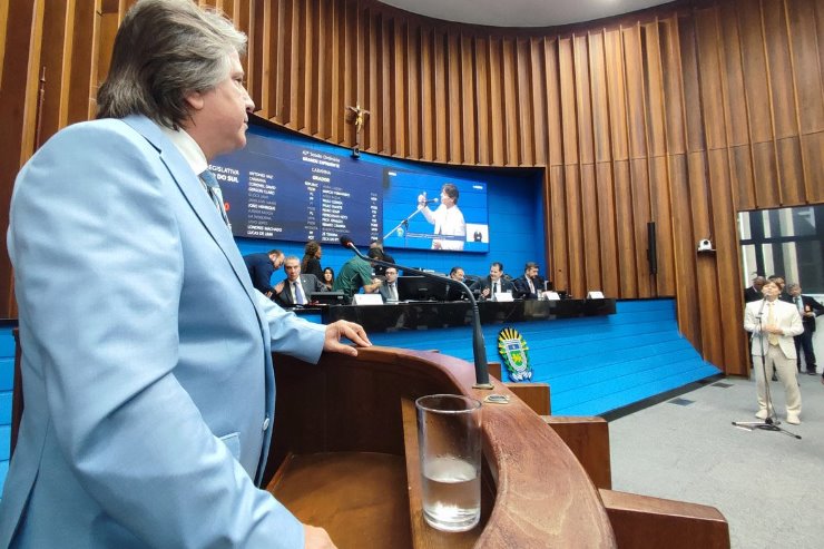 Imagem: Deputados falaram dos projetos votados nesta manhã em favor dos delegados sul-mato-grossenses