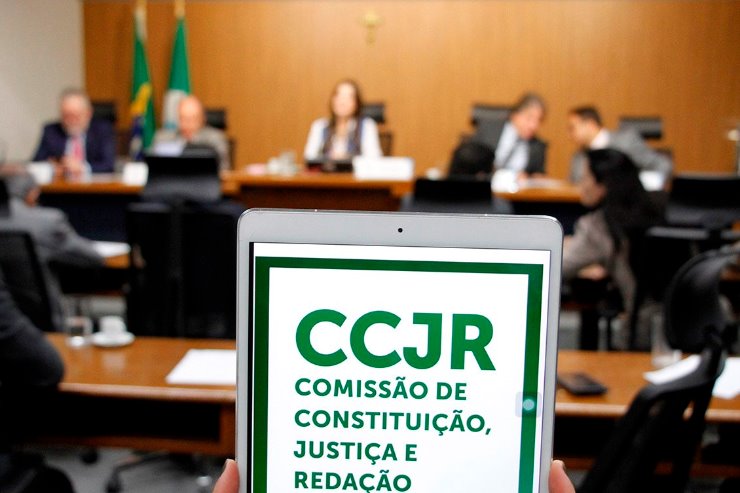 Imagem: As reuniões da CCJR são realizadas no Plenarinho Nelito Câmara, às quartas-feiras