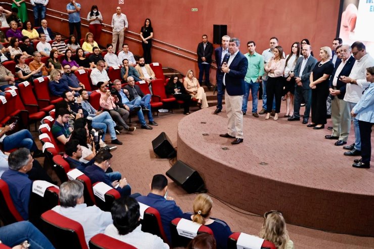 Imagem: Cerimônia de lançamento foi realizada nesta segunda-feira no Centro de Convenções Rubens Gil de Camillo