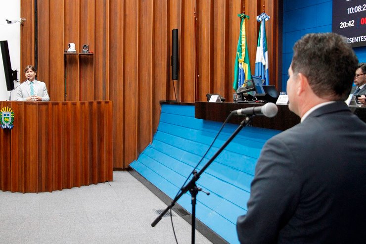 Imagem: Na tribuna, Duarte denunciou que Ibama não tem permitido intervenções para retirada de sedimentos do rio