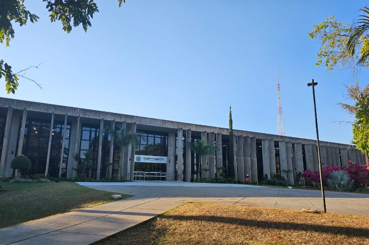 Imagem: Assembleia Legislativa criou comissão para acompanhar negociações entre as categorias de policiais e peritos e o Governo do Estado 