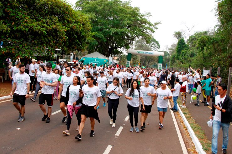 Imagem: Com apoio da ALEMS, 1ª Caminhada Passos pela Vida, realizada neste domingo, contou com a participação de centenas de pessoas 