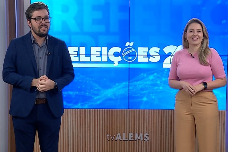 Imagem: Jornalistas Thiago Frison e Marithê Cogo comandam a transmissão pela TV ALEMS