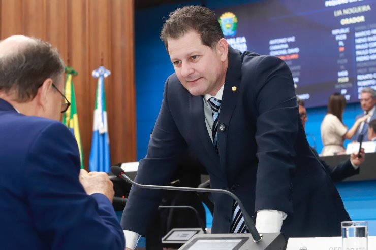 Imagem: O deputado Renato Câmara solicitou, em caráter de urgência, a construção de uma ponte de concreto sobre o Ribeirão das Botas e manutenção da cabeceira da ponte sobre o Córrego Viga, localizada no município de Ribas do Rio Pard