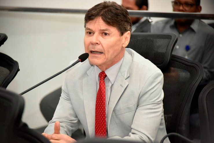 Imagem: Deputado Paulo Duarte defende adicional de fronteira para assegurar distribuição equitativa de recursos humanos na área da Segurança Pública.