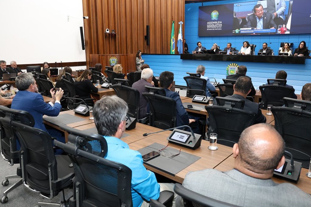 Imagem: Profissionais de enfermagem solicitam apoio e afirmam que necessitam de políticas públicas que garantam segurança e valorização 