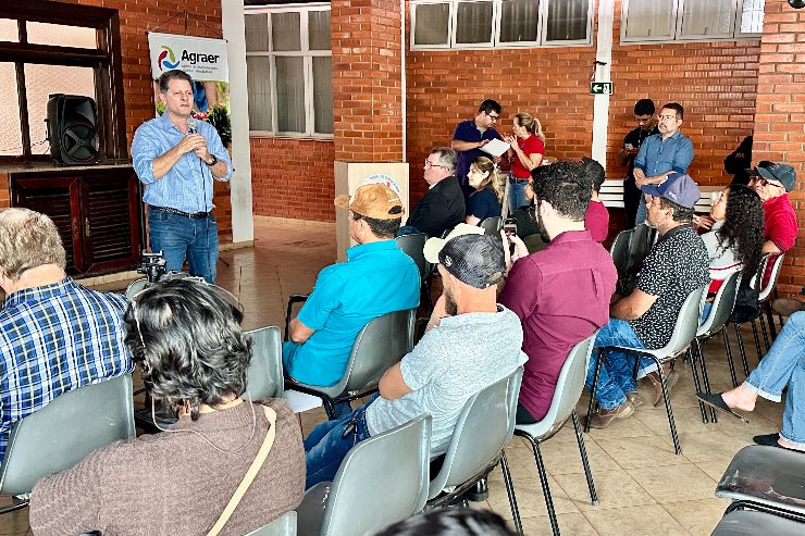 Imagem: Renato Câmara afirmou que o caminho para que o campo se torne atrativo é aumentar a produção leiteira, alcançar lucro e, assim, garantir qualidade de vida às famílias.