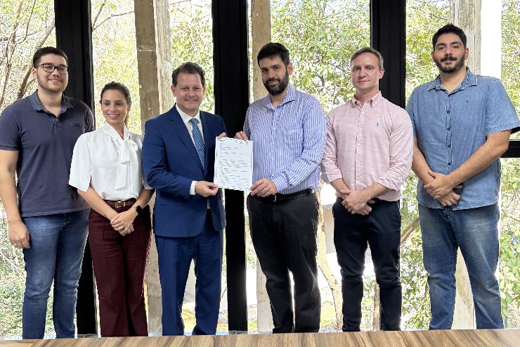 Imagem: Diretoria da Fratello transplantes entrega solicitação para que a entidade se torne de utilidade pública