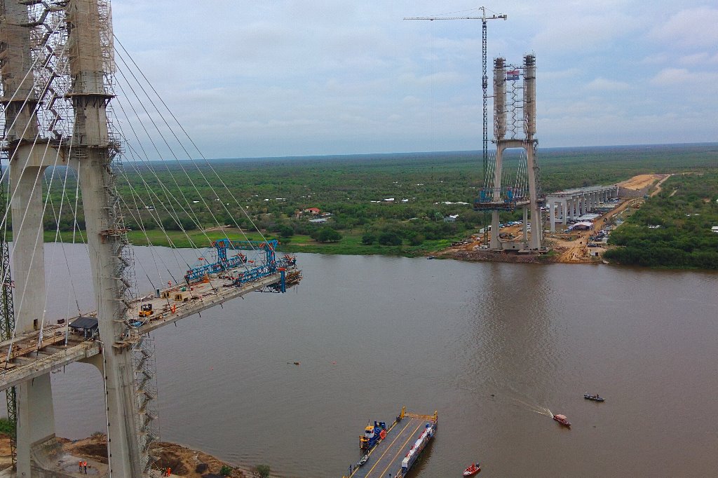 Imagem: Com cerca de 80% concluídos, a previsão é de que a ponte seja entregue em maio de 2026