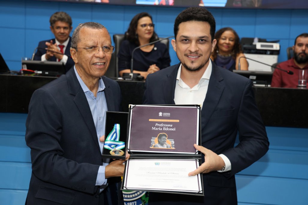 Imagem: A honraria foi criada para laurear professores, diretores, coordenadores pedagógicos, orientadores educacionais e supervisores de ensino