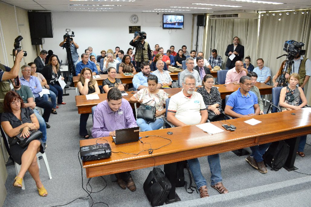 Imagem: Instituída em 2023, a Frente Parlamentar de Recursos Hídricos reúne deputados e especialistas para propor soluções e aprimorar a gestão da água em Mato Grosso do Sul.