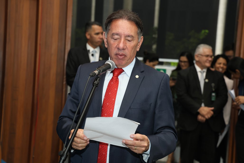 Imagem: Deputado Gerson Claro, autor da proposta, durante a sessão plenária desta quarta-feira