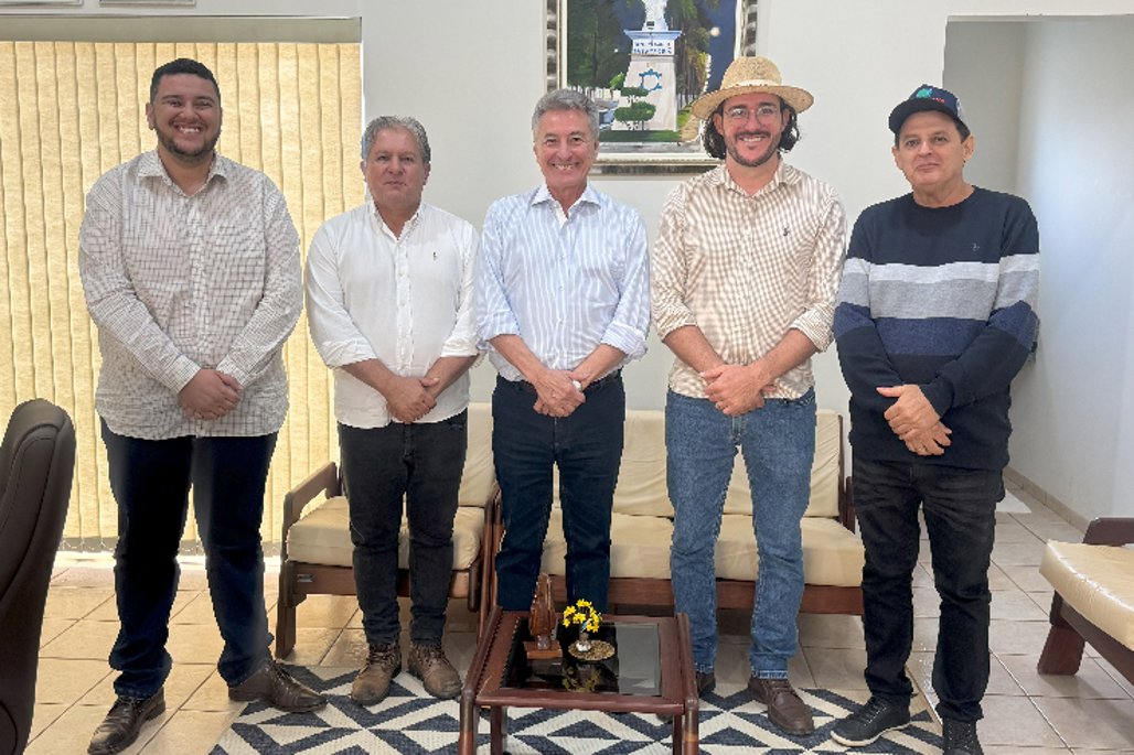 Imagem: Durante a reunião, foram discutidas as melhorias e desafios enfrentados pelo município.