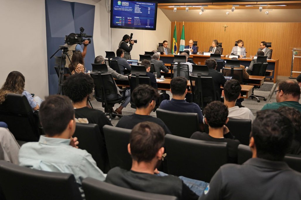 Imagem: Reuniões são abertas ao público e à imprensa, todas as quartas-feiras a partir das 8h