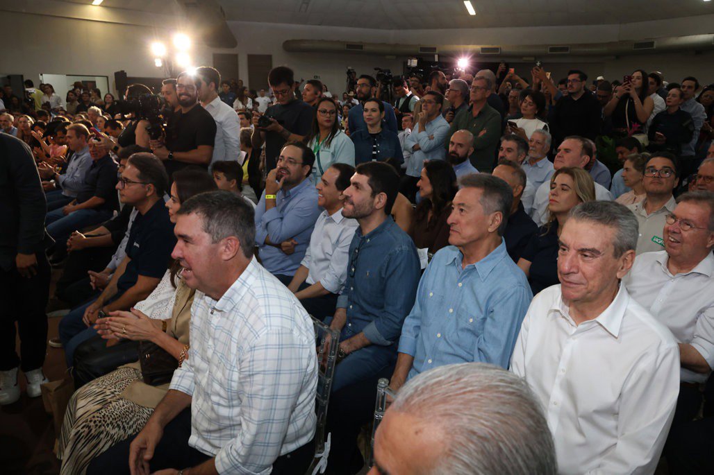 Deputados prestigiram a abertura da Expogrande