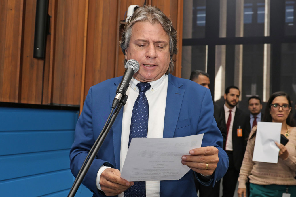 Deputado Caravina (PSDB) cobra cronograma
