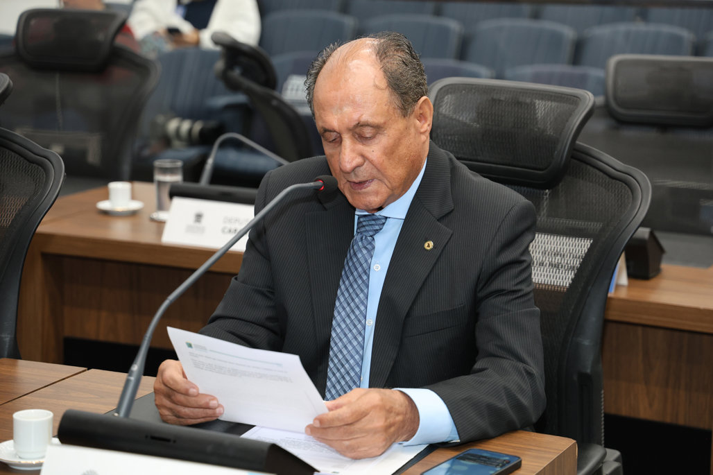 Deputado Zé Teixeira é o autor do decreto