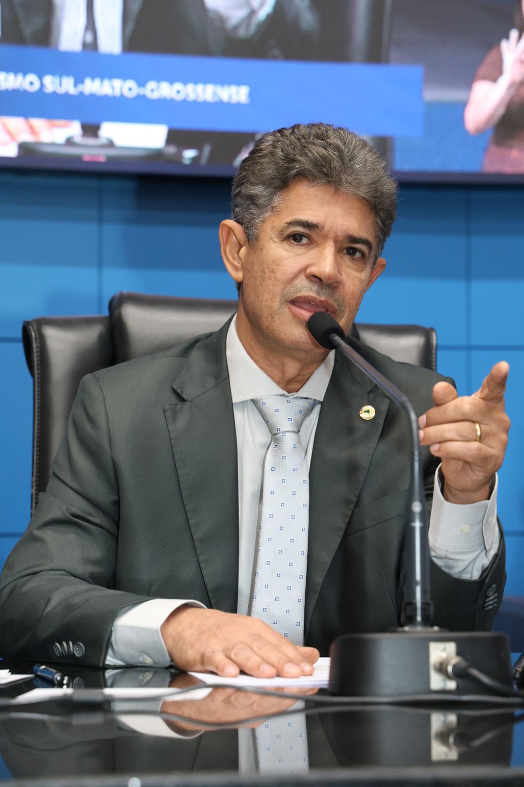 Deputado Professor Rinaldo Modesto, propositor da sessão