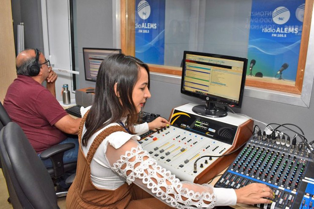 Rádio ALEMS entrará ao vivo em parceria com  a Rádio Senado e Rádio Câmara. Foto: Luciana Nassar