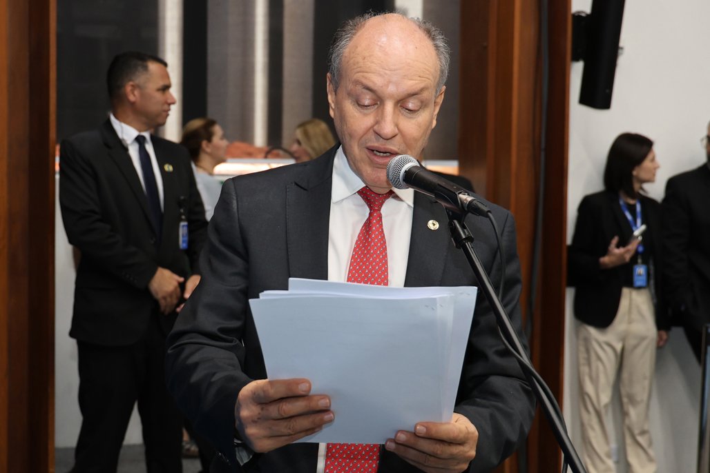 Projeto fortalece proteção de idosos contra ofertas abusivas de empréstimos
