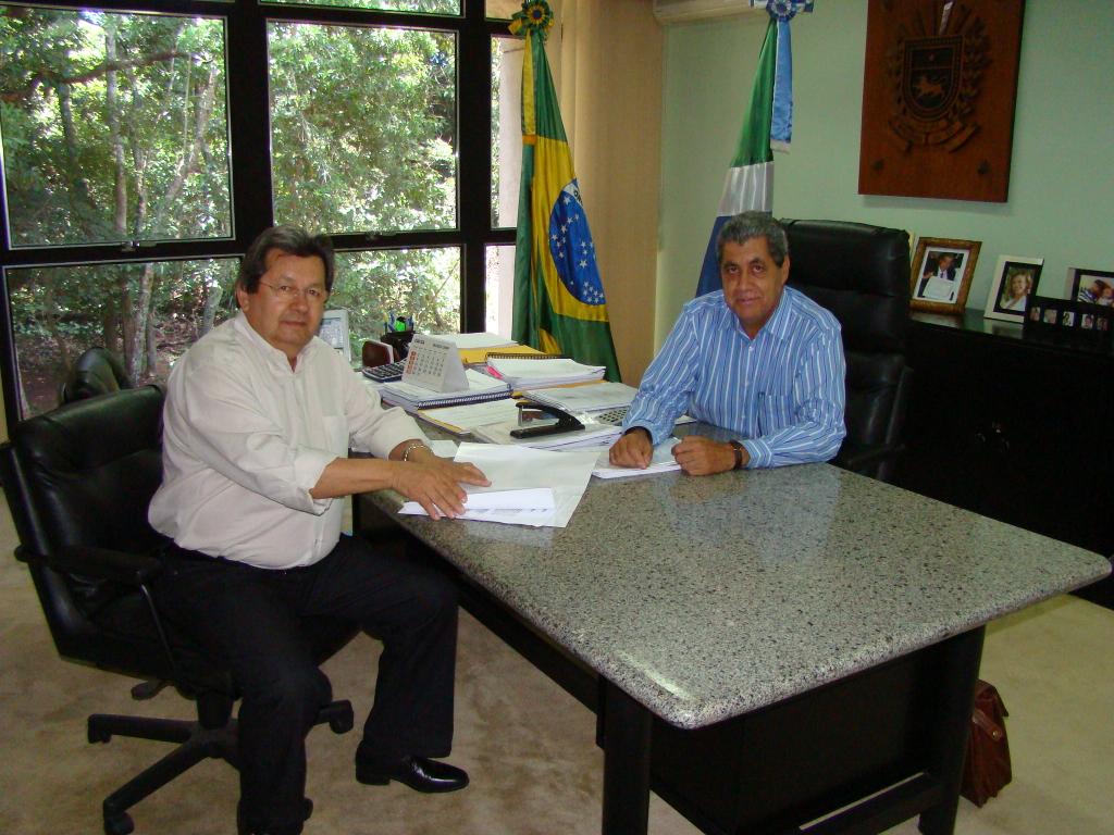 Imagem: Onevan conversa com governador