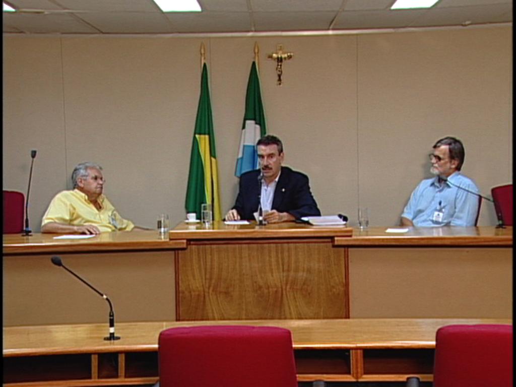 Imagem: Hildebrando Campestrini, Paulo Corrêa e Arnaldo Menecozi