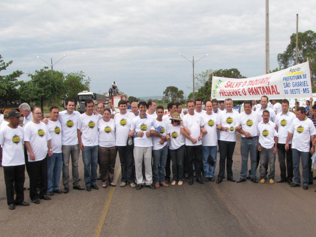 Imagem: Junior Mochi e prefeitos lançaram Movimento Salve o Taquari em Coxim 