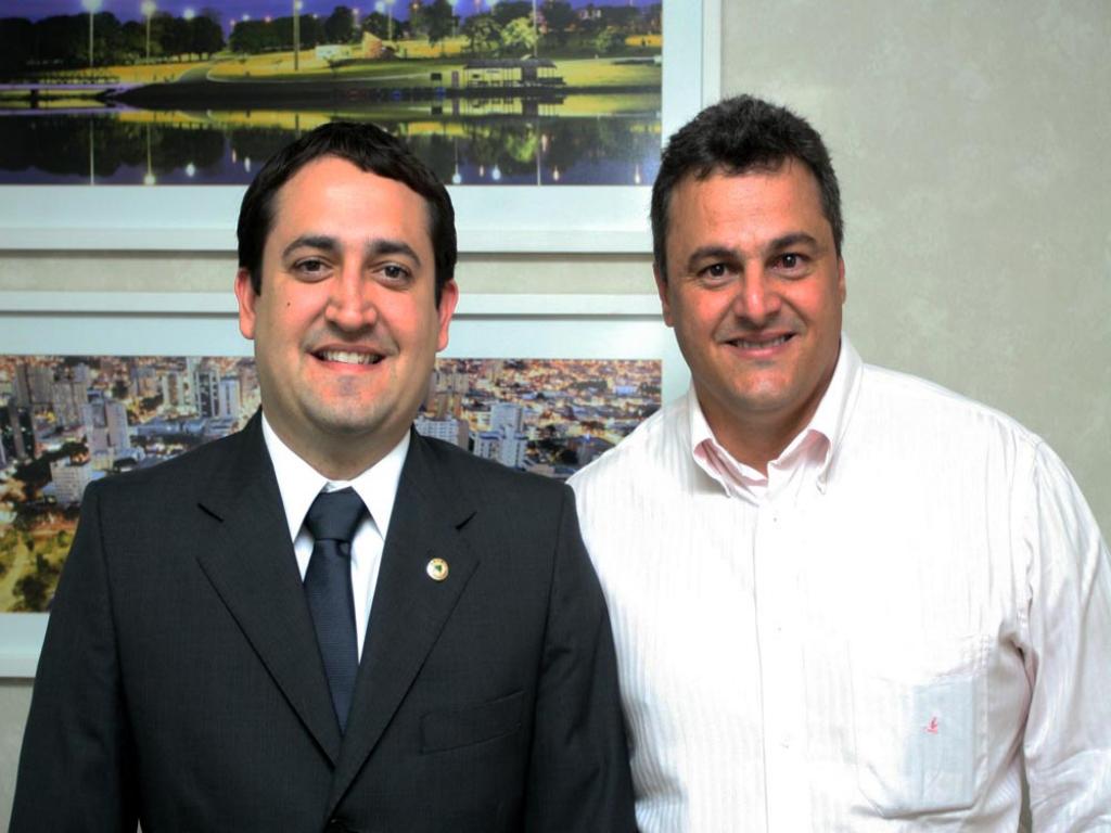 Imagem: Deputado Marcio Fernandes e o prefeito de Iguatemi, José Roberto Arcoverde