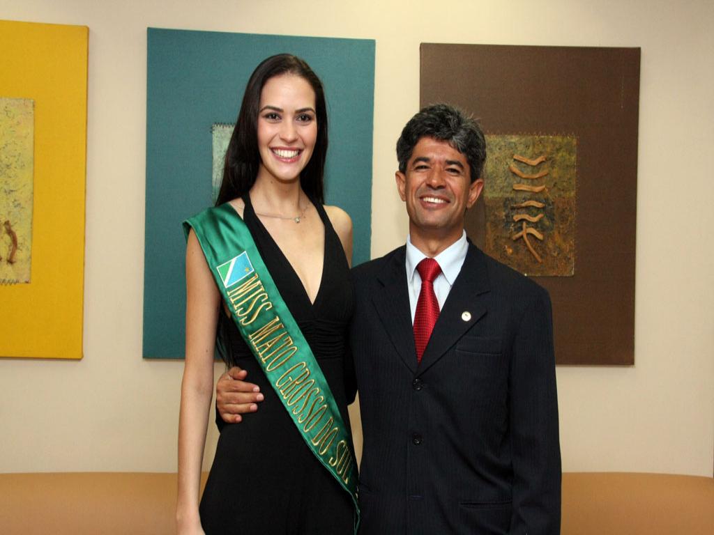 Imagem: Miss Mato Grosso de Sul Kátia Talon e Deputado Professor Rinaldo