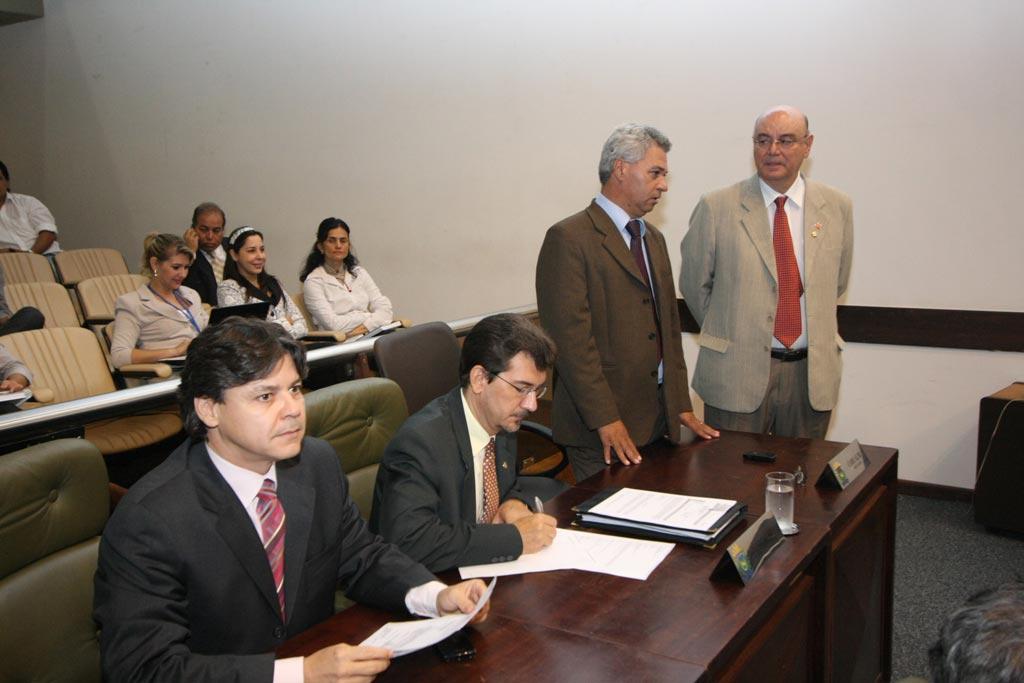 Imagem: Bancada do Partido dos Trabalhadores é formada por quatro deputados.