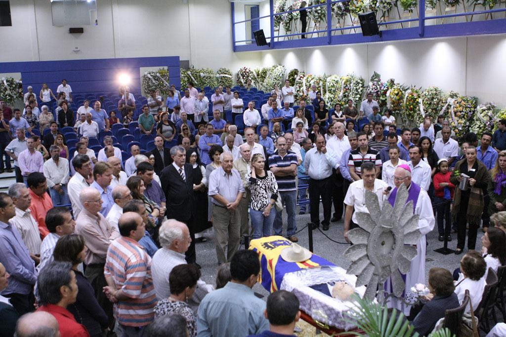 Imagem: O plenário da Câmara ficou lotado durante o velório do ex-senador.