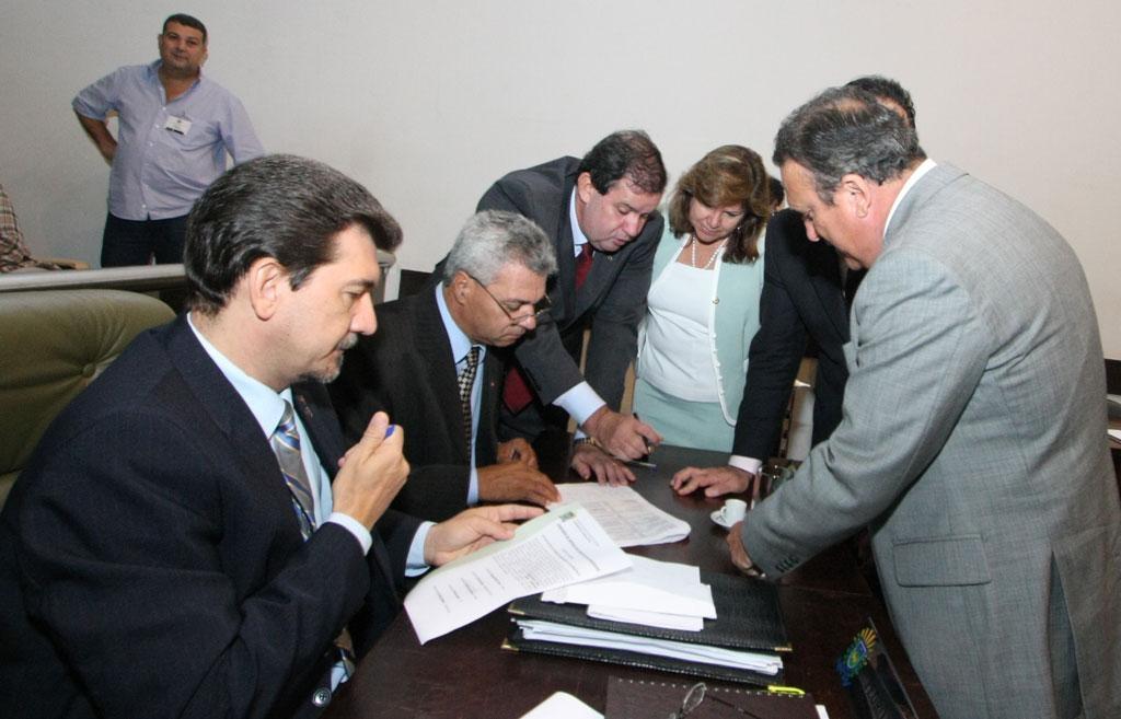 Imagem: Parlamentares também aprovaram projeto que institui Semana Estadual de Prevenção ao Câncer Bucal.