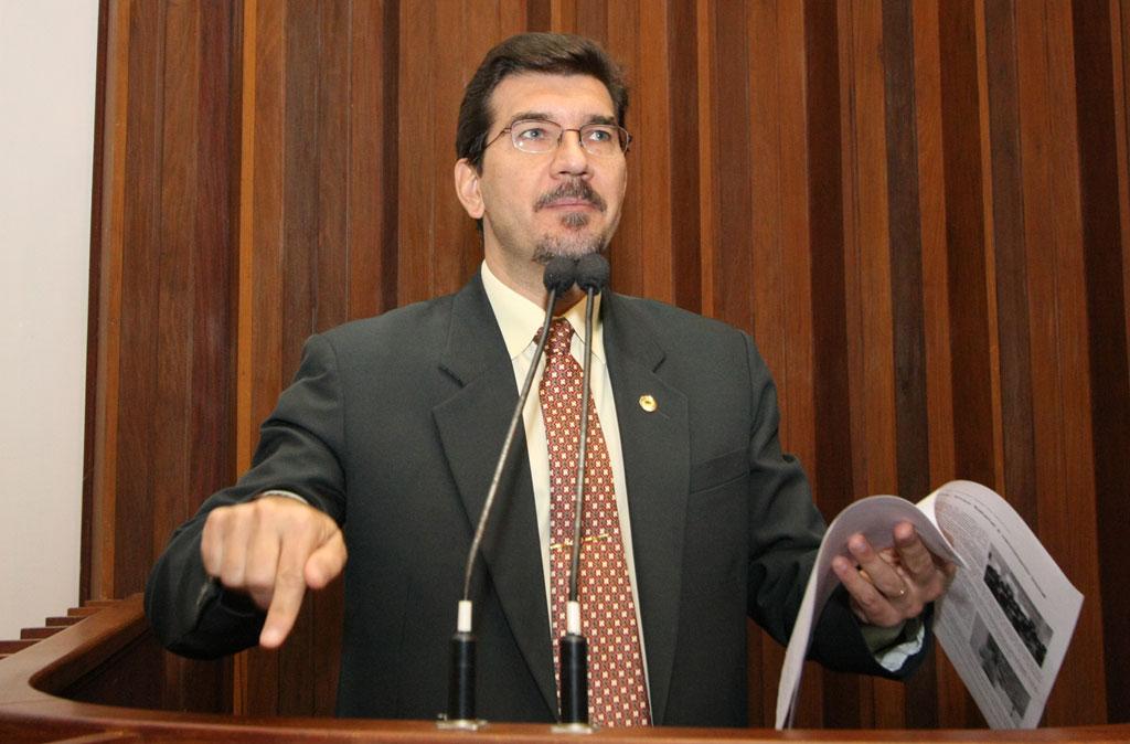 Imagem: Petista ocupou tribuna para comemorar decisão do STF, que adequa piso salarial de professores em MS.