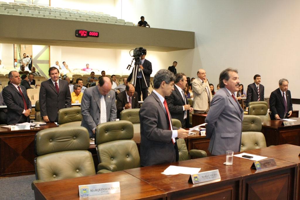 Imagem: Deputados mantiveram vetos do governador André Puccinelli e derrubaram um de autoria do deputado Arroyo.