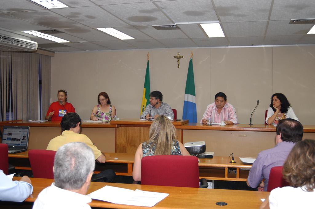 Imagem: Representantes do Conselho Estadual das Cidades de MS se reuniram nesta tarde no Plenarinho.