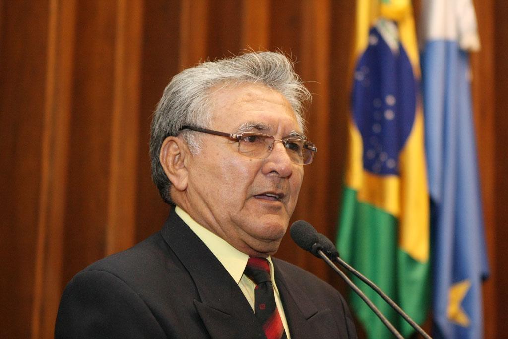 Imagem: Ildemar de Mota Lima, presidente do Sindicato dos Comerciários da Capital, discursou em nome dos homenageados.