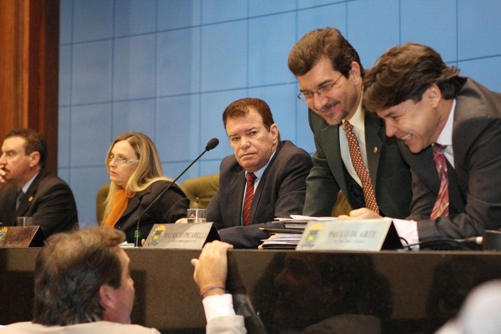 Imagem: Na Ordem do Dia, deputados também aprovaram licença médica de 21 dias ao deputado Londres Machado.