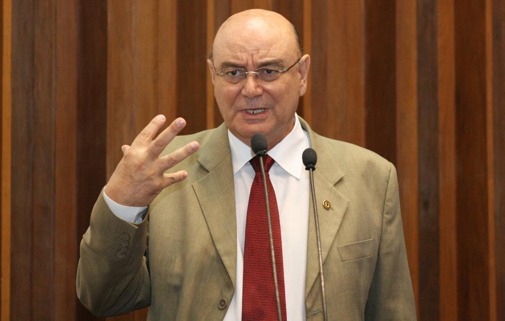 Imagem: Deputado Laerte Tetila destacou o investimento do Governo Federal na área e o lançamento pelo Ministério da Educação do Pronatec.