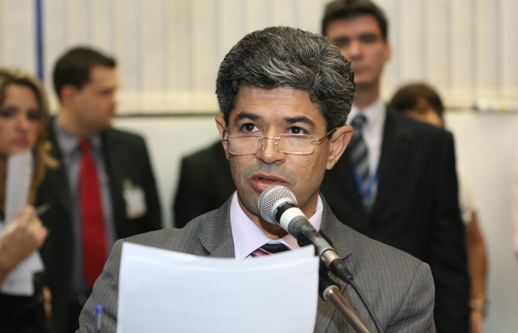 Imagem: Professor Rinaldo é líder do PSDB na Assembleia Legislativa.