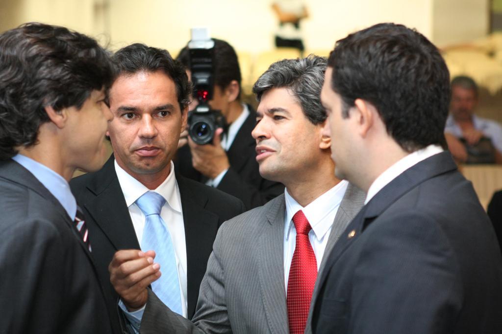 Imagem: Proposta foi analisada e votada pelos deputados na sessão desta terça-feira.