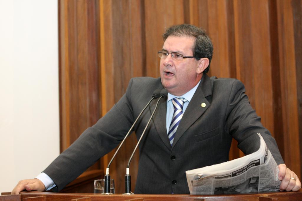 Imagem: Deputado quer apoio dos senadores de MS para votar a derrubada dos vetos à lei de royalties do petróleo.