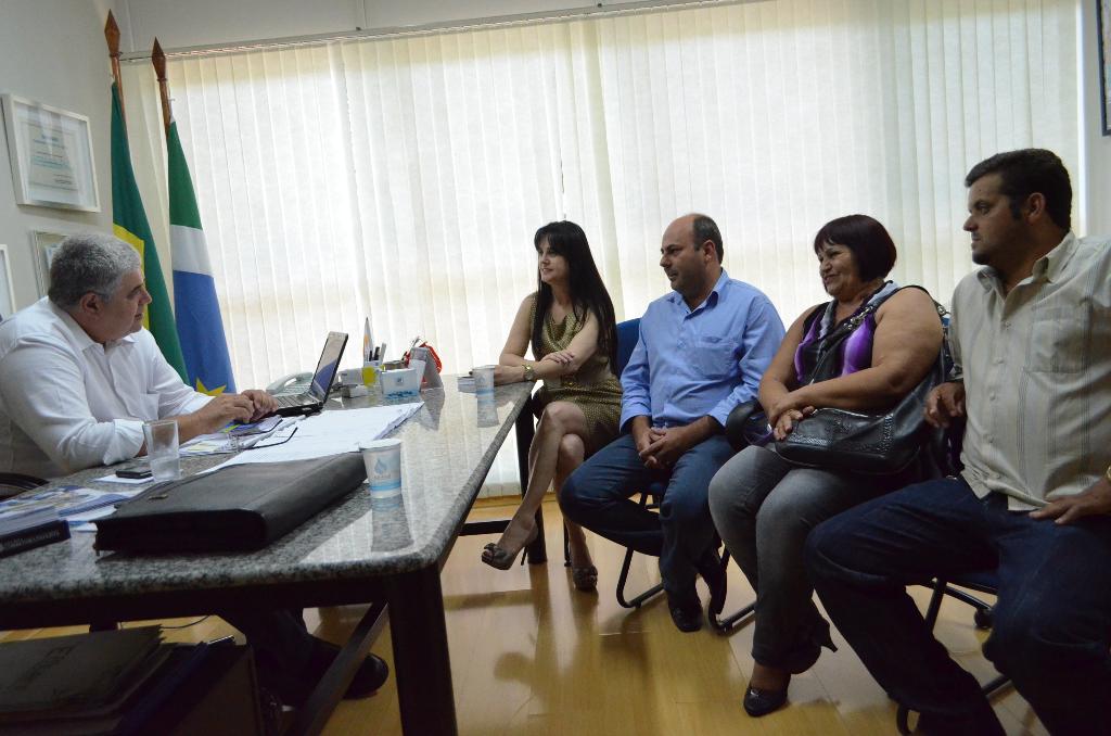 Imagem: Vereadores acompanham Mara durante reunião com Carlos Marun